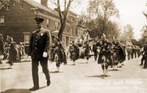 AB 1926 Pipers on parade